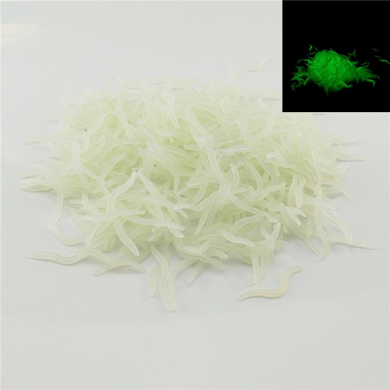 60pcs 4cm Fishing Silicone Lum - Aglaonema Red のレビューと価格